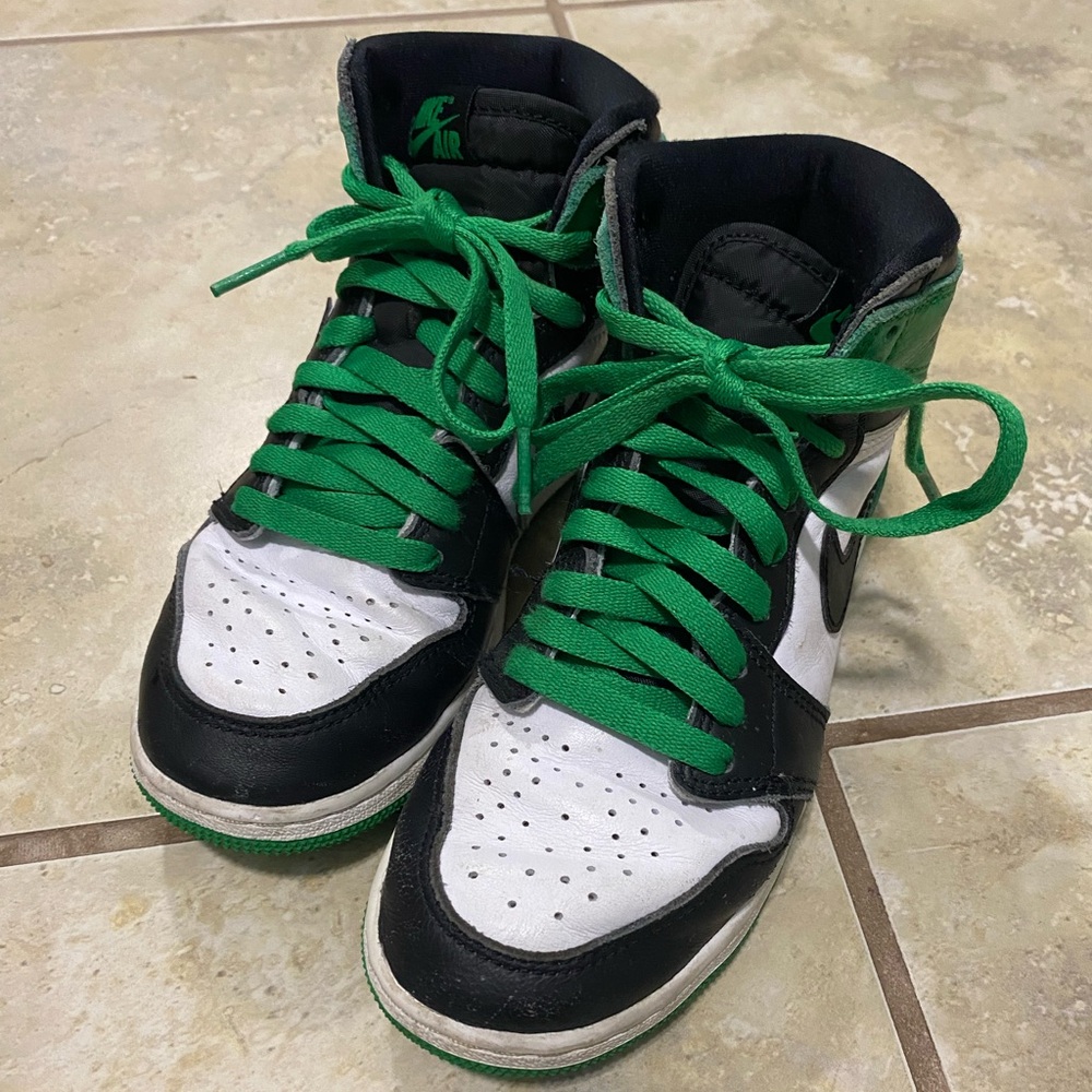 Boys Jordan 1